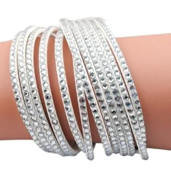 Bling Crystal Wrap & Snap Bracelet - Picture 2 of 2